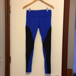 ALO Yoga color-block legging